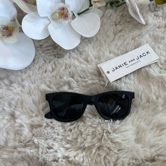 Janie and Jack Other - Janie & Jack Boy Connor Tinted Sunglasses Size 2-4 Years
